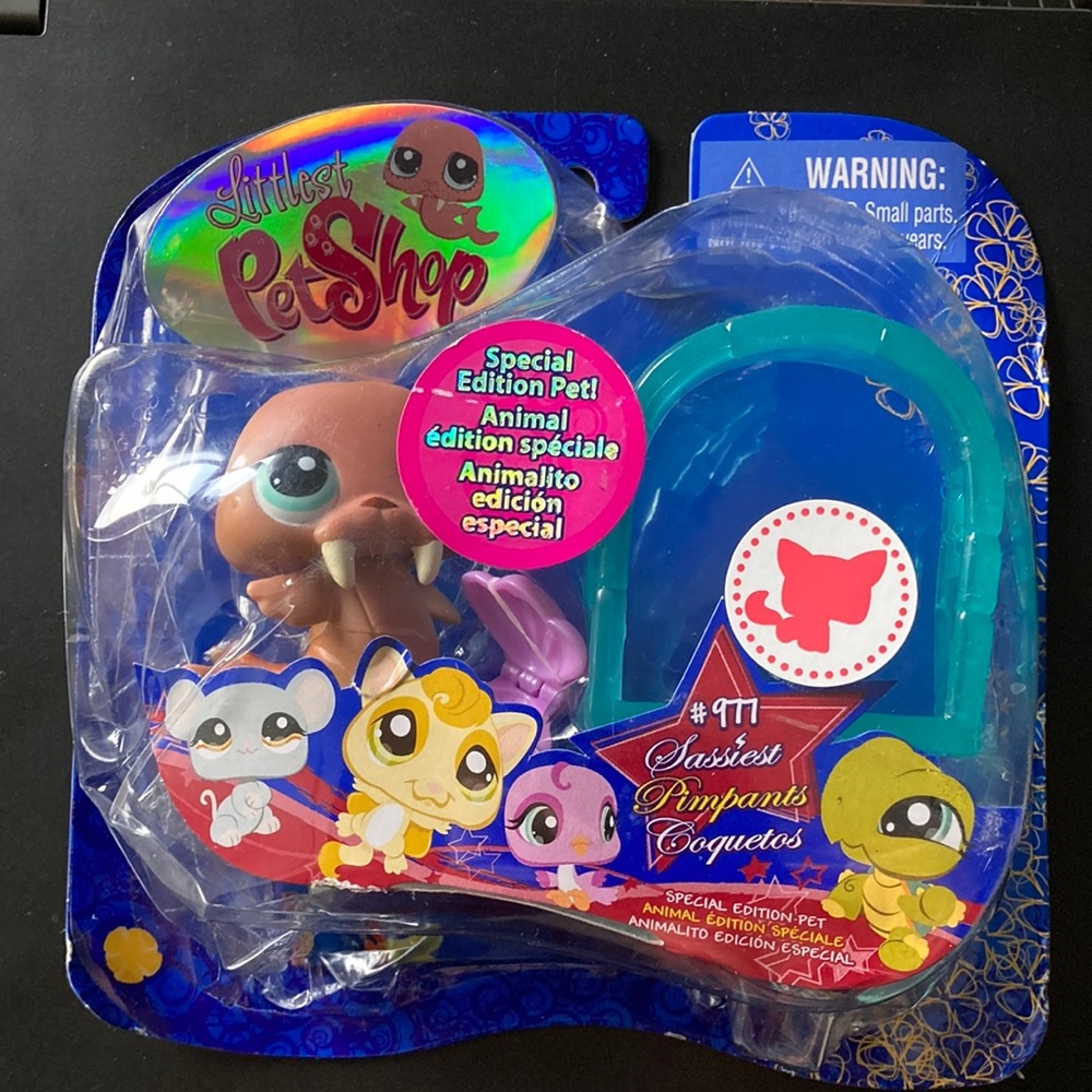 Vintage Littlest Pet Shop Walrus, Sassiest Pet #977 NIB